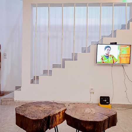 Duplex Mbote Brazzavile Бразавил Екстериор снимка